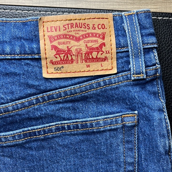 Levi Strauss & Co. (501) Button Fly Cut Off Shorts - Picture 4 of 7